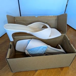 3/$14 NWOT Blush Pink Muled Heels